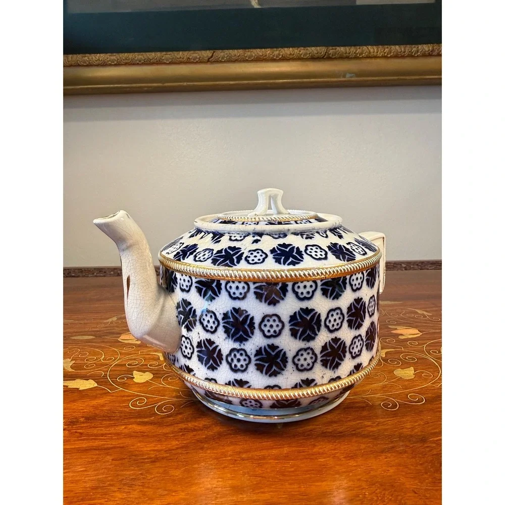 The Unbranded Brand antique english